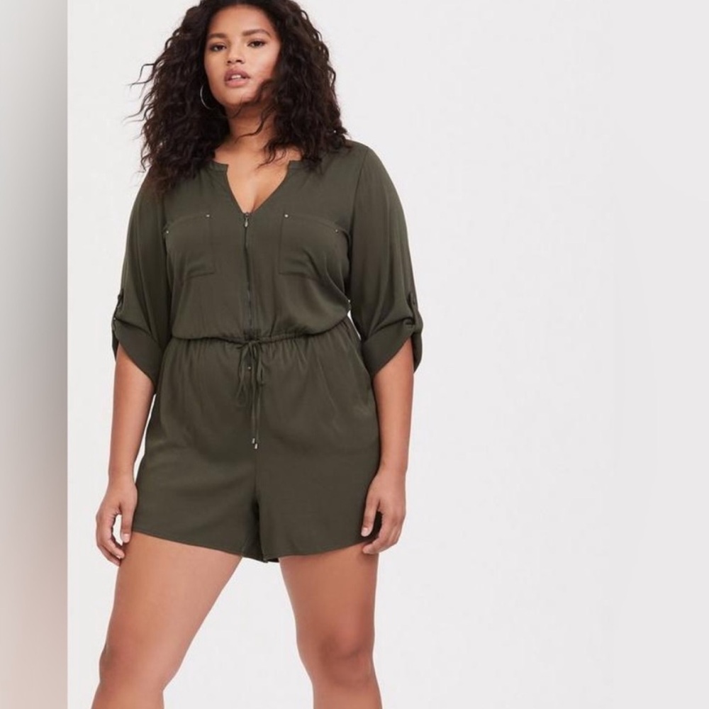 NWT TORRID OLIVE GREEN ROMPER; SIZE 2X